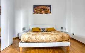 Tiburtina Apartment
